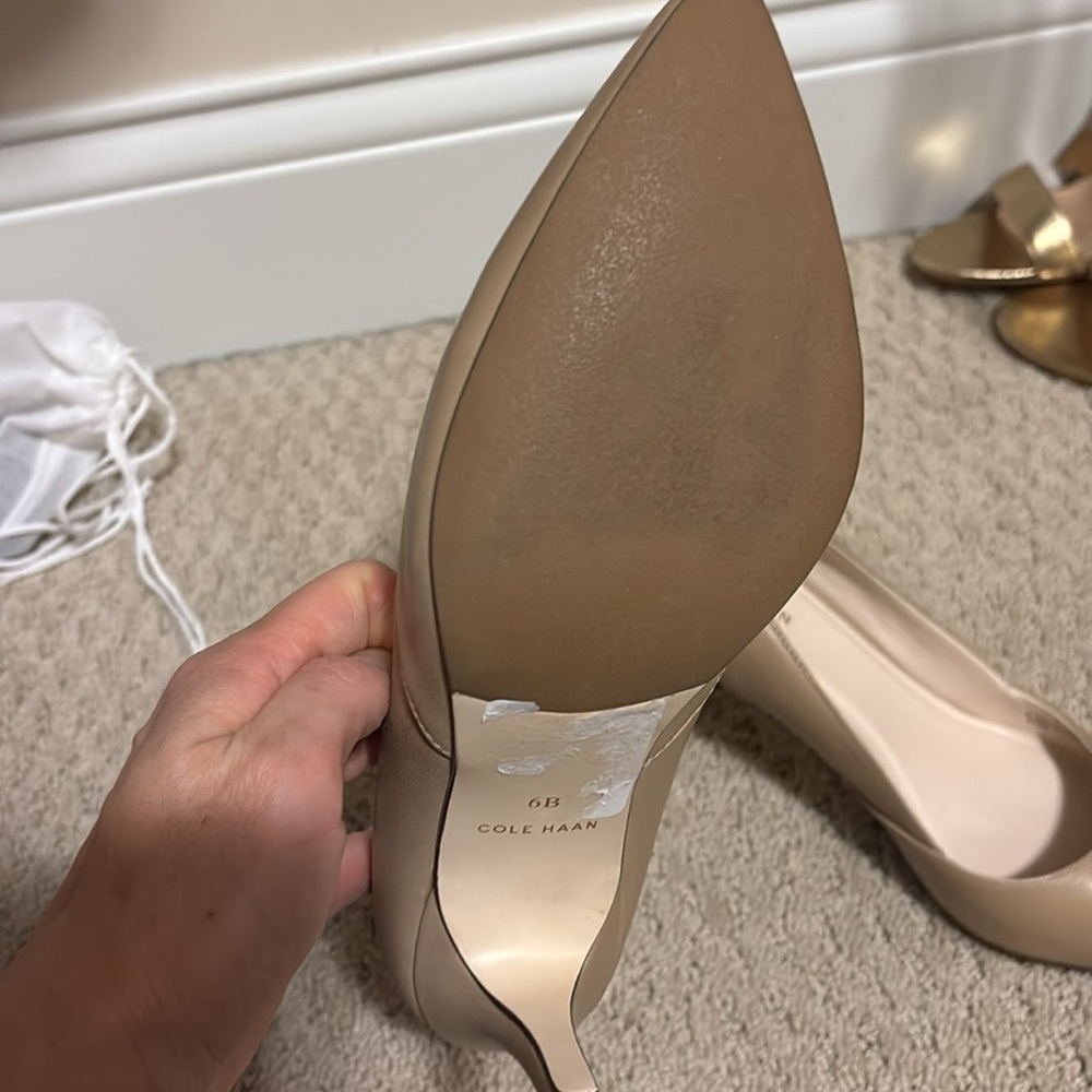 Shoe - Picture 4 of 4